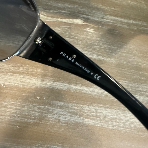 Prada sunglasses Woman’s Triangle Logo Aviator - Picture 2 of 7